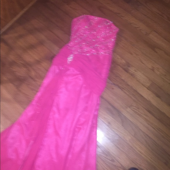 Dress - Picture 2 of 6